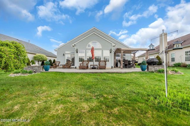 20 Wycliffe Drive, Manchester, NJ 08759