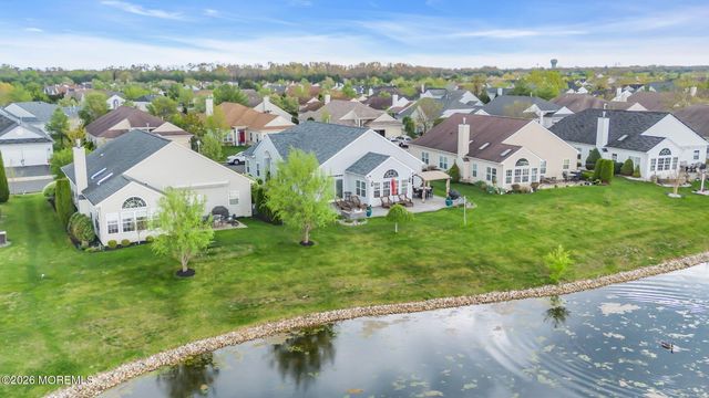 20 Wycliffe Drive, Manchester, NJ 08759