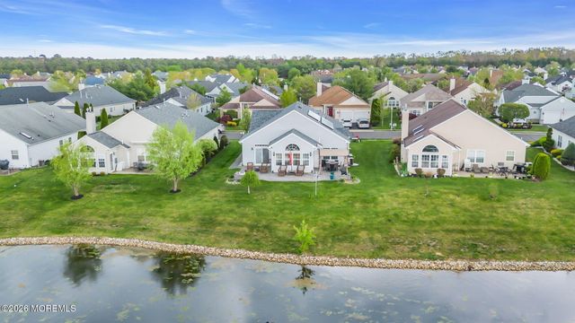 20 Wycliffe Drive, Manchester, NJ 08759