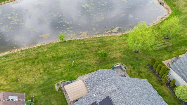 20 Wycliffe Drive, Manchester, NJ 08759