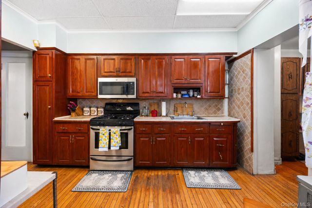 1003 Lenox Road, Brooklyn, NY 11212