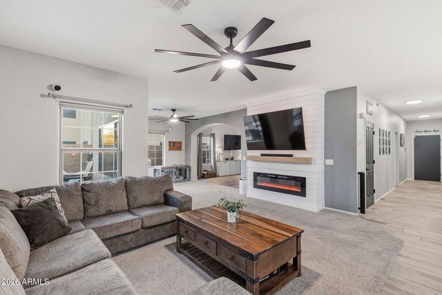 15938 W PORT ROYALE Lane, Surprise, AZ 85379