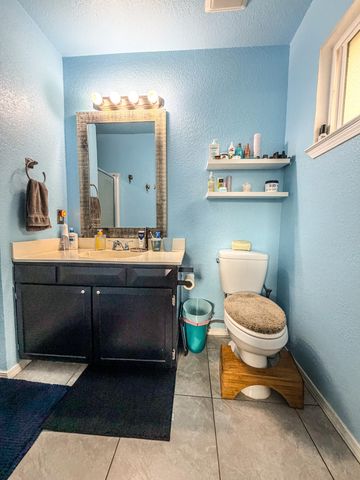 6328 Esther Avenue NE, Albuquerque, NM 87109