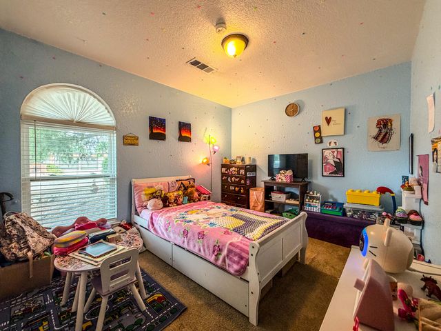 6328 Esther Avenue NE, Albuquerque, NM 87109
