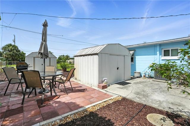 1164 Navajo AVE, Lehigh Acres, FL 33974