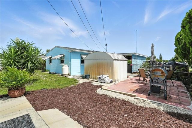 1164 Navajo AVE, Lehigh Acres, FL 33974