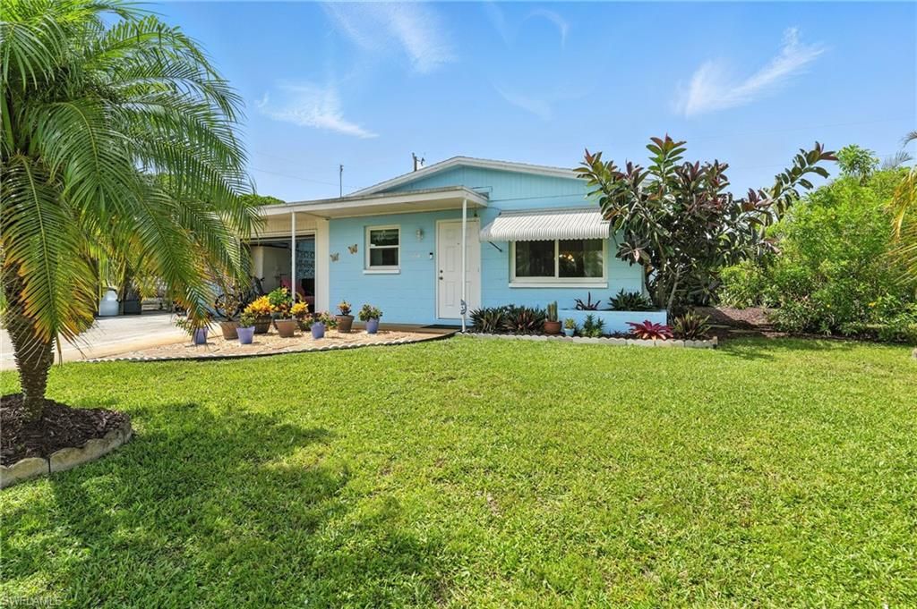 1164 Navajo AVE, Lehigh Acres, FL 33974