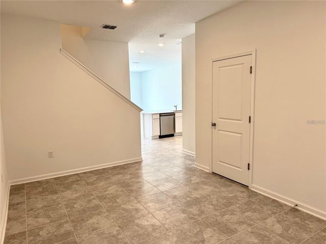 2572 SKYLINE LOOP, Kissimmee, FL 34758