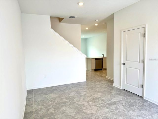 2572 SKYLINE LOOP, Kissimmee, FL 34758