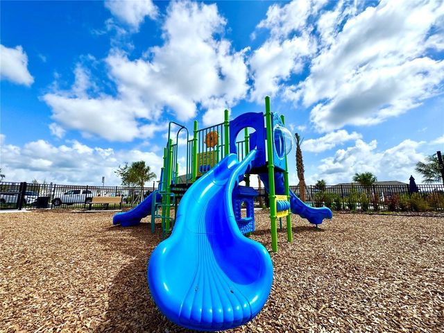 2572 SKYLINE LOOP, Kissimmee, FL 34758