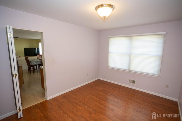 66 Morris Court, Sayreville, NJ 08879