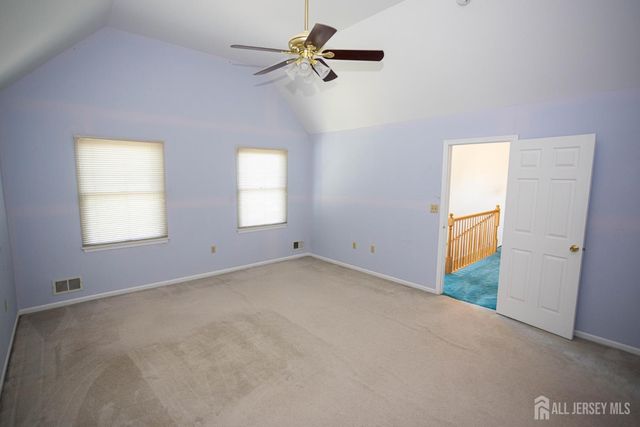 66 Morris Court, Sayreville, NJ 08879