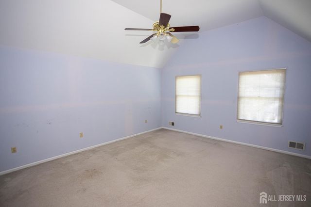 66 Morris Court, Sayreville, NJ 08879
