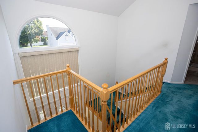 66 Morris Court, Sayreville, NJ 08879