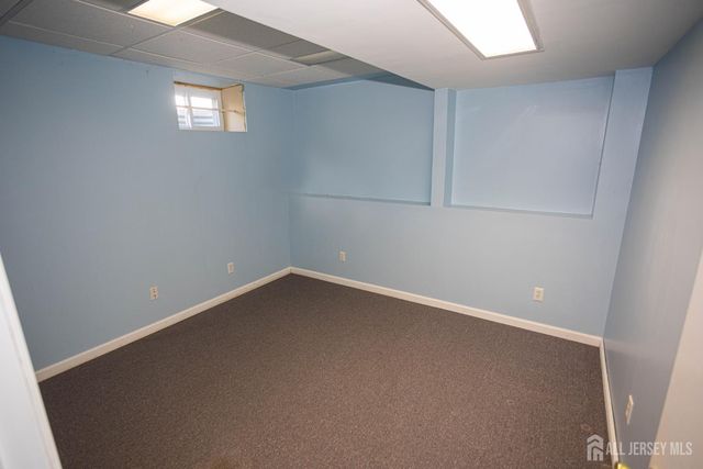 66 Morris Court, Sayreville, NJ 08879