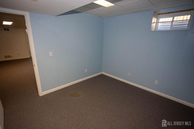 66 Morris Court, Sayreville, NJ 08879