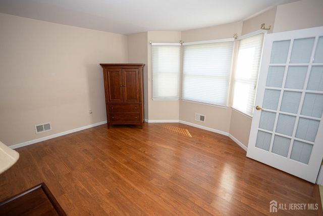 66 Morris Court, Sayreville, NJ 08879