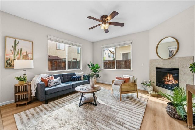 621 Del Mar Cir, Vacaville, CA 95688