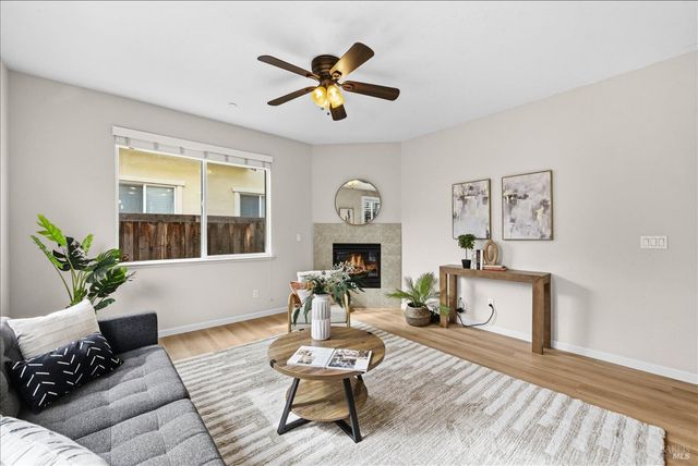 621 Del Mar Cir, Vacaville, CA 95688