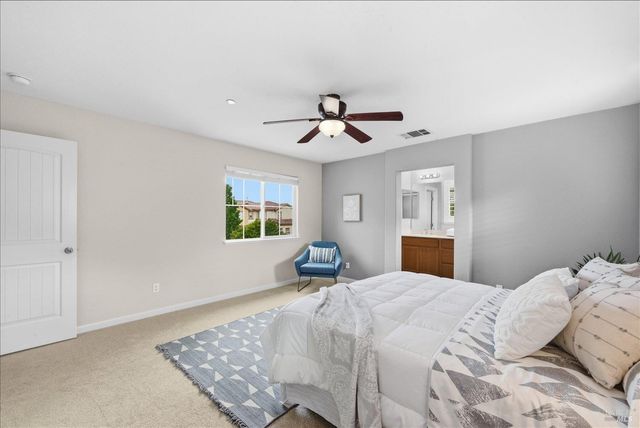 621 Del Mar Cir, Vacaville, CA 95688