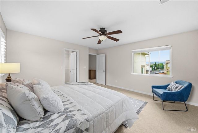 621 Del Mar Cir, Vacaville, CA 95688