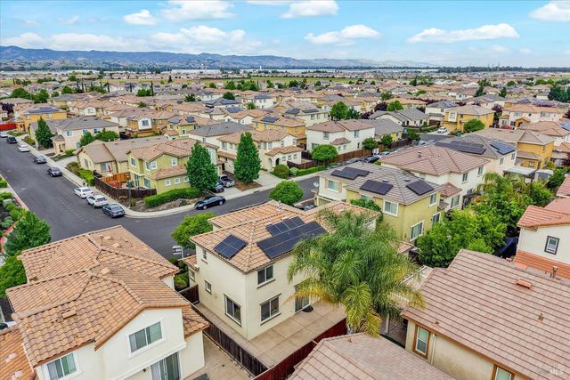 621 Del Mar Cir, Vacaville, CA 95688