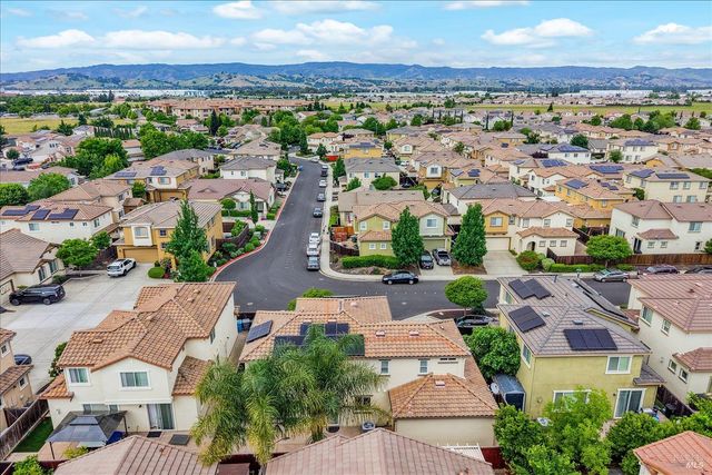 621 Del Mar Cir, Vacaville, CA 95688