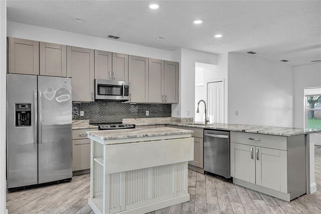 2031 WINTERMERE POINTE DRIVE, Winter Garden, FL 34787