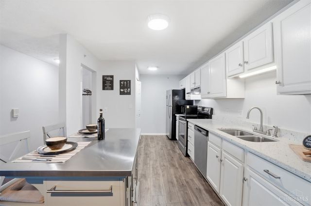 8171 Autumn Woods Lane, West Chester, OH 45069