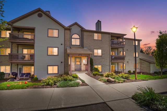 8171 Autumn Woods Lane, West Chester, OH 45069