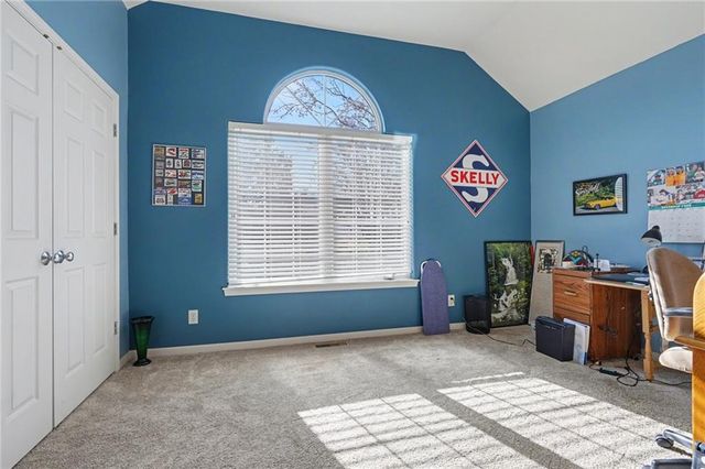 4182 Blackjack Oak Drive, Lawrence, KS 66047