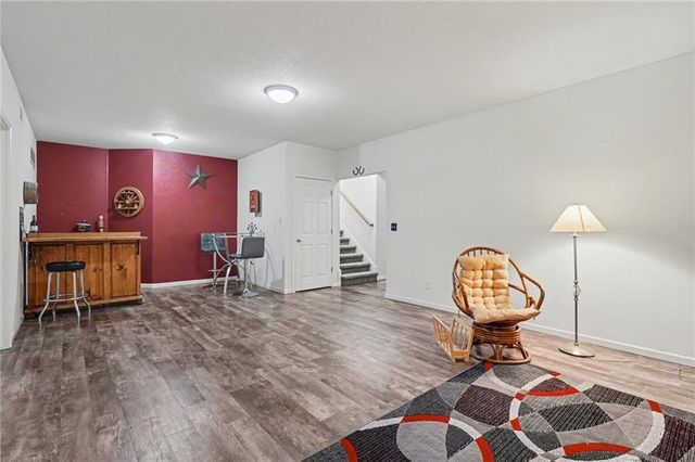 4182 Blackjack Oak Drive, Lawrence, KS 66047