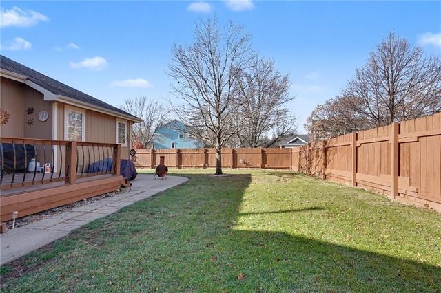 4182 Blackjack Oak Drive, Lawrence, KS 66047