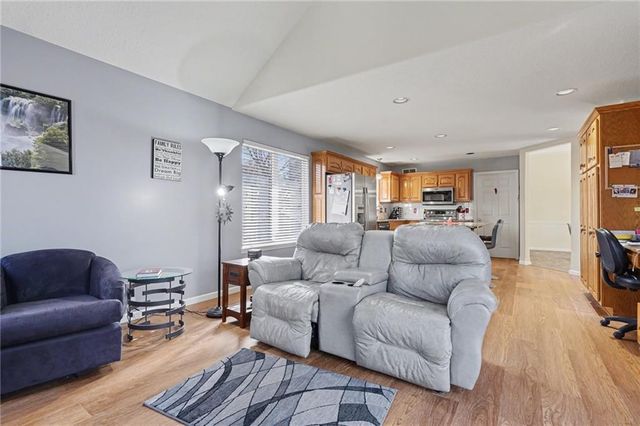 4182 Blackjack Oak Drive, Lawrence, KS 66047