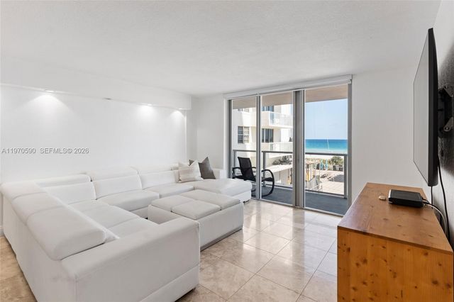 5701 Collins Ave 310, Miami Beach, FL 33140