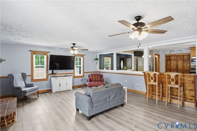 13700 Branders Bridge Rd, Chesterfield, VA 23831