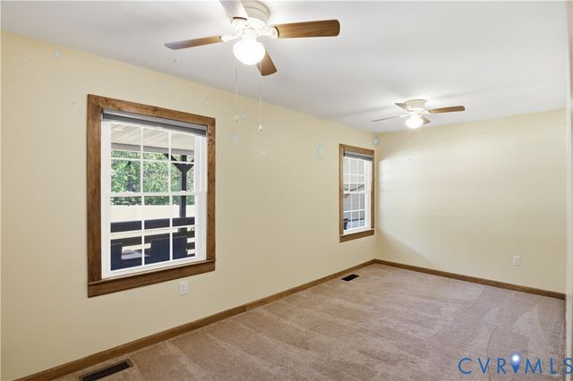 13700 Branders Bridge Rd, Chesterfield, VA 23831