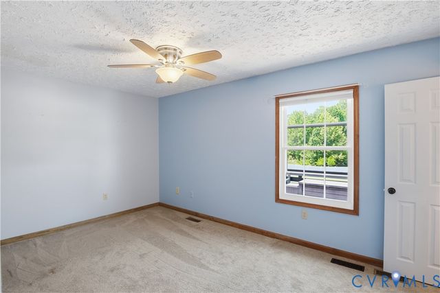 13700 Branders Bridge Rd, Chesterfield, VA 23831