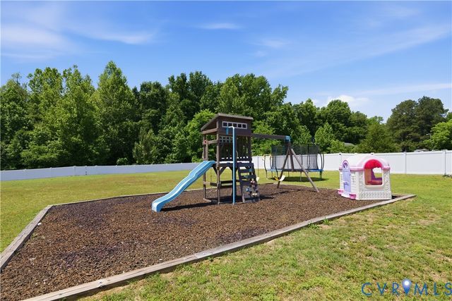 13700 Branders Bridge Rd, Chesterfield, VA 23831
