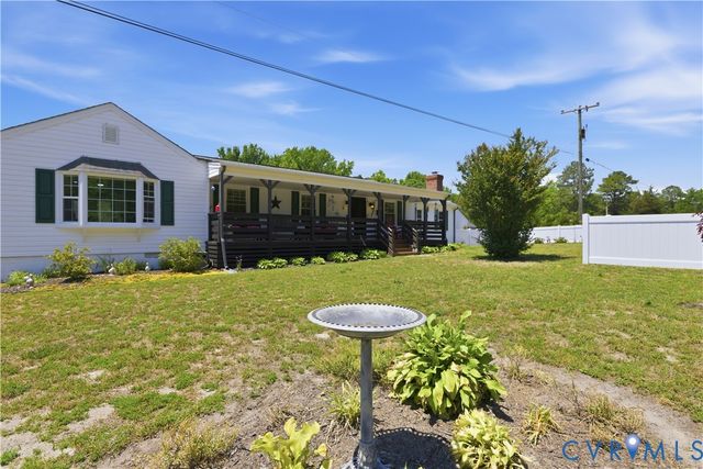 13700 Branders Bridge Rd, Chesterfield, VA 23831