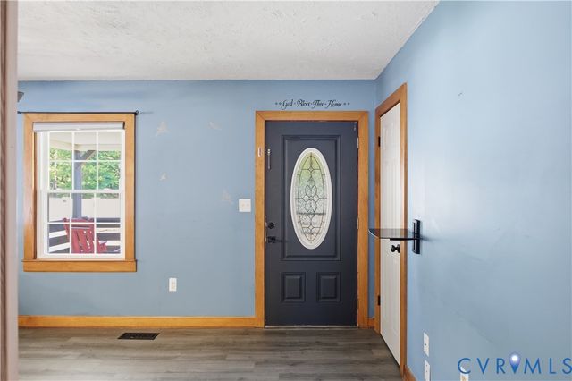 13700 Branders Bridge Rd, Chesterfield, VA 23831