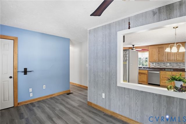 13700 Branders Bridge Rd, Chesterfield, VA 23831