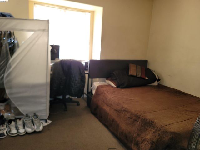 1826 Vicksburg Ave, Oakland, CA 94601