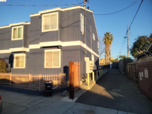1826 Vicksburg Ave, Oakland, CA 94601