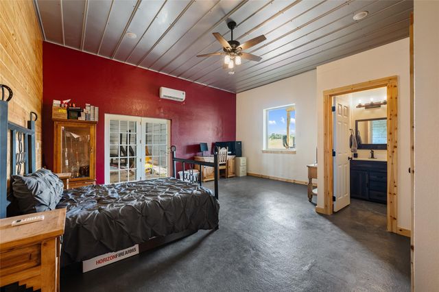 121 Dog Run, Burnet, TX 78611