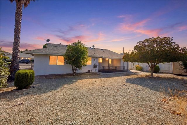 29130 Pebble Beach Drive, Menifee, CA 92586