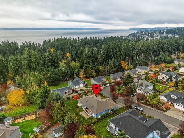 1067 Saint Moritz Court, Camano Island, WA 98282