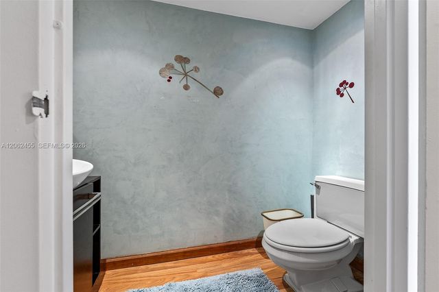555 NE 15th St 14G, Miami, FL 33132
