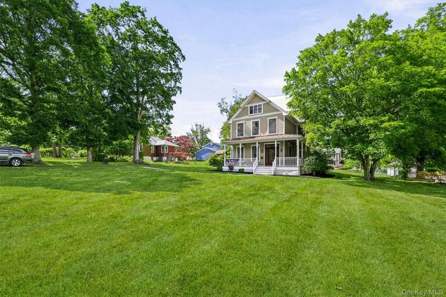 68 E Erie Street, Blauvelt, NY 10913