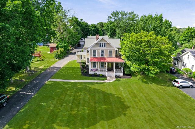 68 E Erie Street, Blauvelt, NY 10913